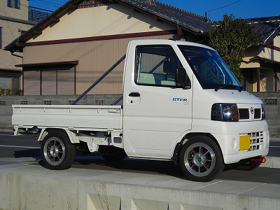 ミニキャブトラック／クリッパートラック用　車高調整式サスペンションセット（２輪調整式　Ｆｒピロアッパーマウント付き仕様）