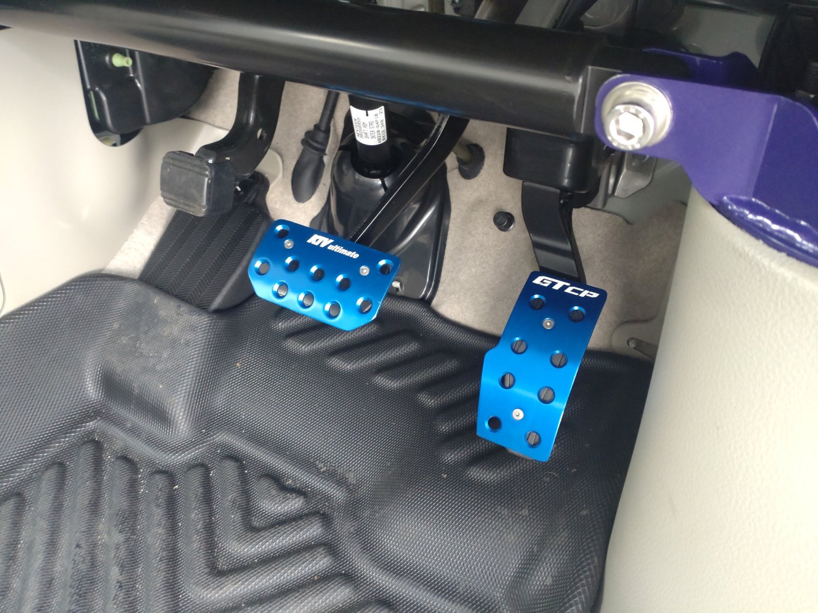 画像2: アルミペダルカバー　エブリイ／エブリイワゴン(DA17V/W) AT/CVT/AGS車用